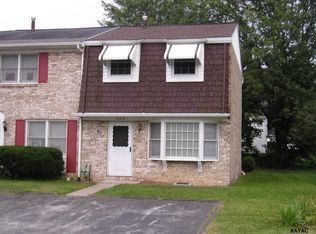 303 Hills Dr, Gettysburg, PA 17325