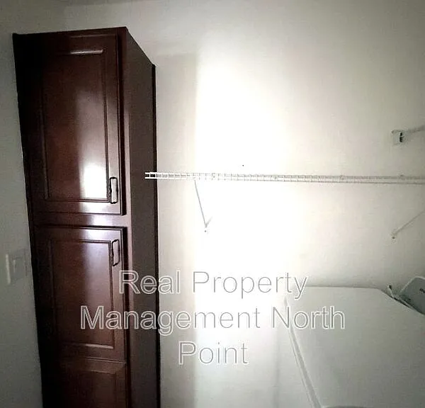 2160 Crestridge Trl — Photo 31