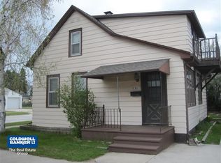 1723 Lincoln St, Two Rivers, WI 54241