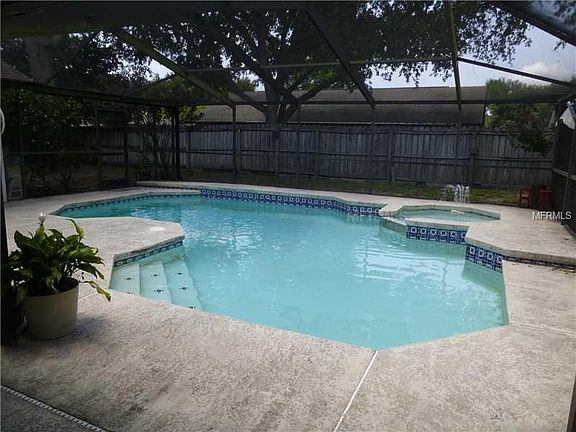 3rd image of 6714 Leeward Isle Way