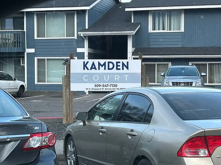 Kamden Court — Photo 25