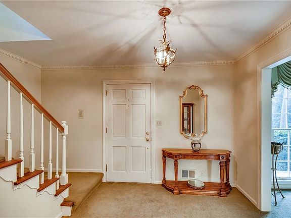 3rd image of 1824 Breckenridge Dr