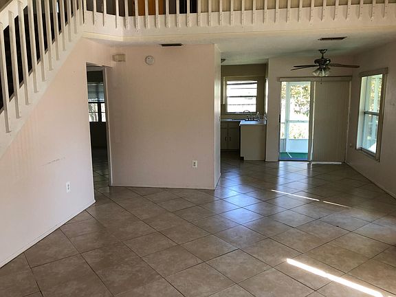 2nd image of 666 Lake Dexter Cir
