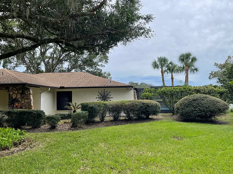 7409 Lake Forest Cir — Photo 57