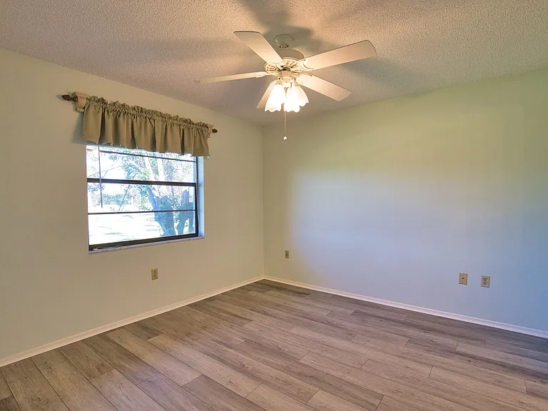 927 Capri Isles Blvd #8 — Photo 12