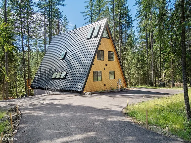 123 Little Mountain Rd — Photo 8