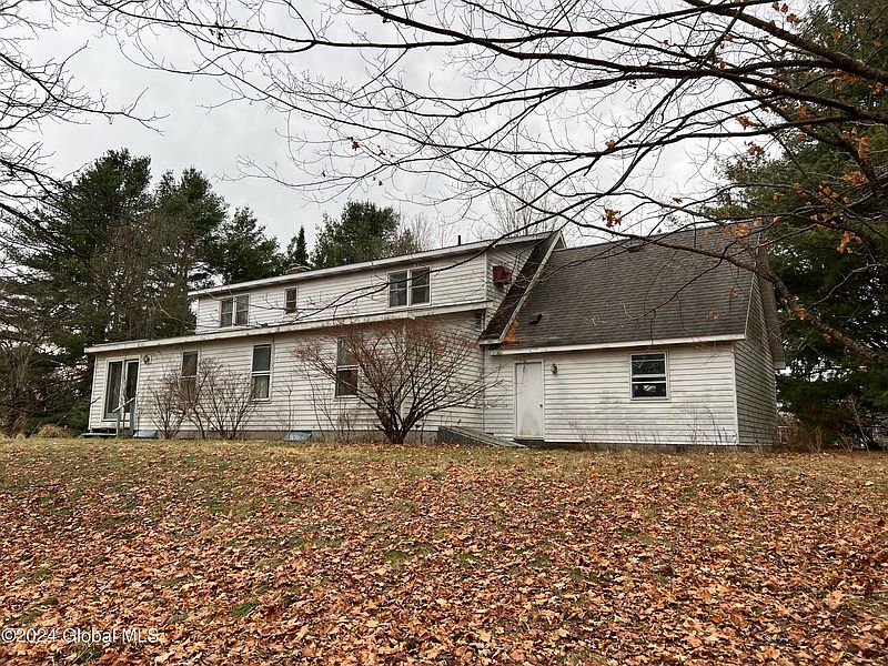 3rd image of 86 Hawthorn Drive