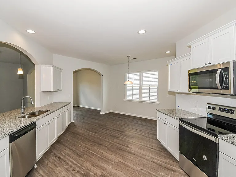 Quinn Residences at Drayton Park - Savannah Quarters — Photo 8