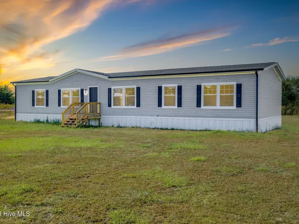 124 Fieldcrest Lane, Beulaville, NC 28518