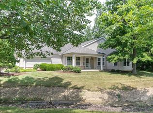 67 Community Dr, Avon Lake, OH 44012