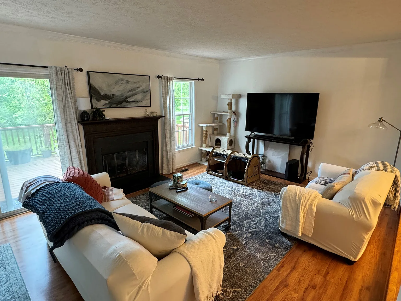 3 bed, 3.5 bath, 1848 sqft, $2,900 — Photo 3