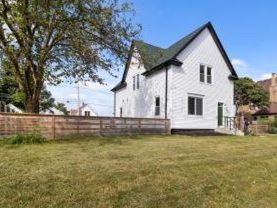 712 Michigan AVENUE, South Milwaukee, WI, 53172