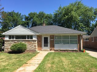 8819 S Fairfield Ave, Evergreen Park, IL