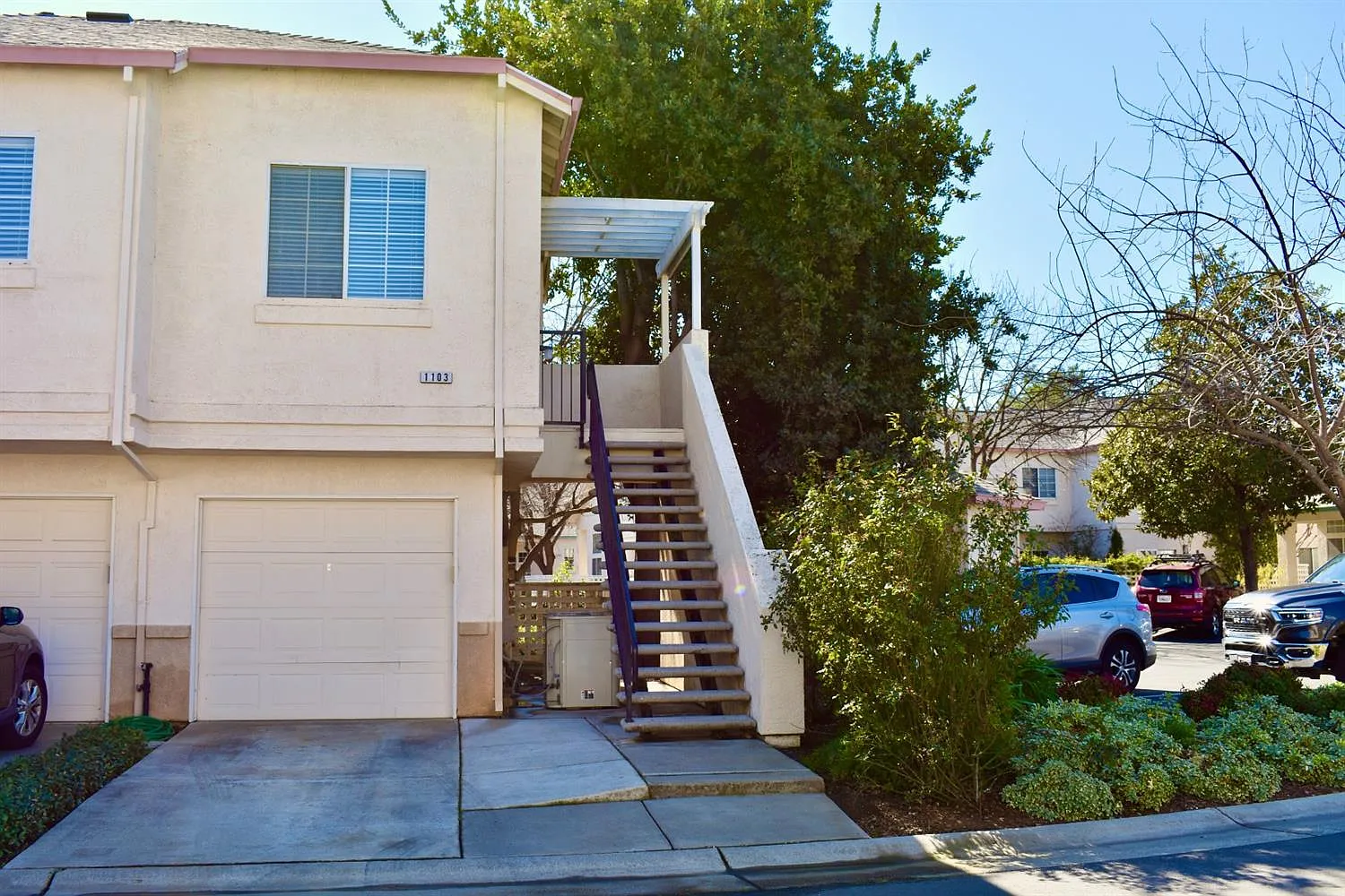 1103 Greene Ter photo 1