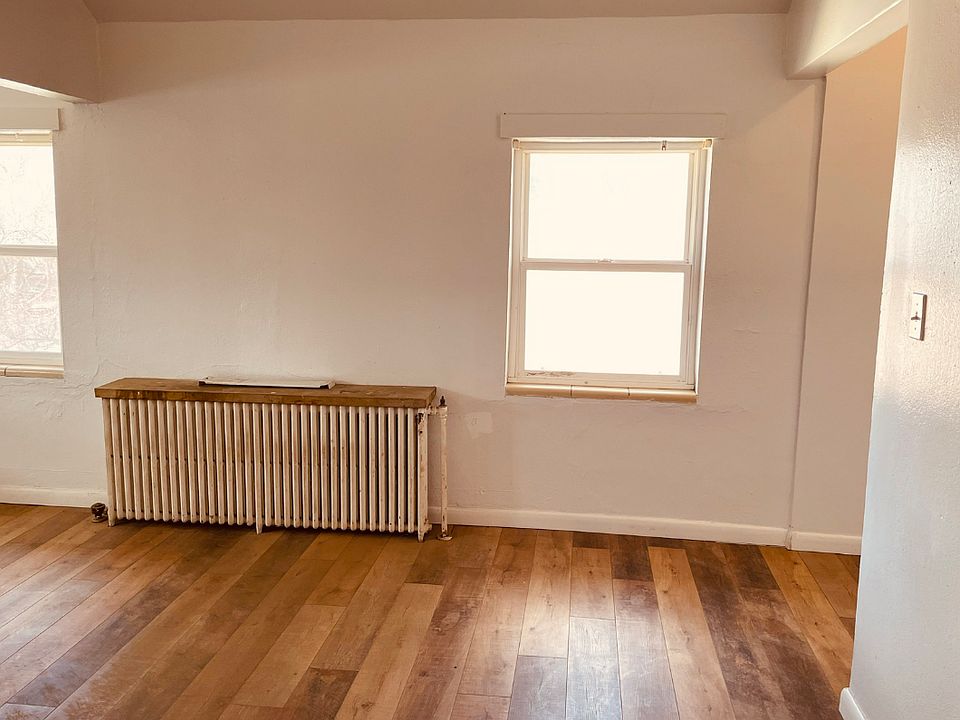 2nd image of 610 Colorado Ave #16