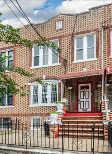 417 Hawthorne Street, Brooklyn, NY, 11203