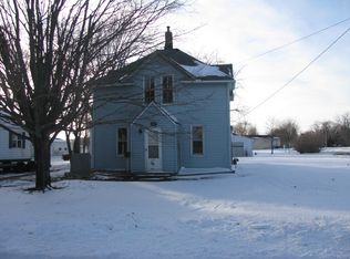 416 6th Ave SE, Britt, IA 50423
