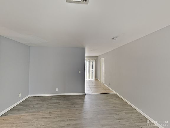 4th image of 6282 Wauconda Way W