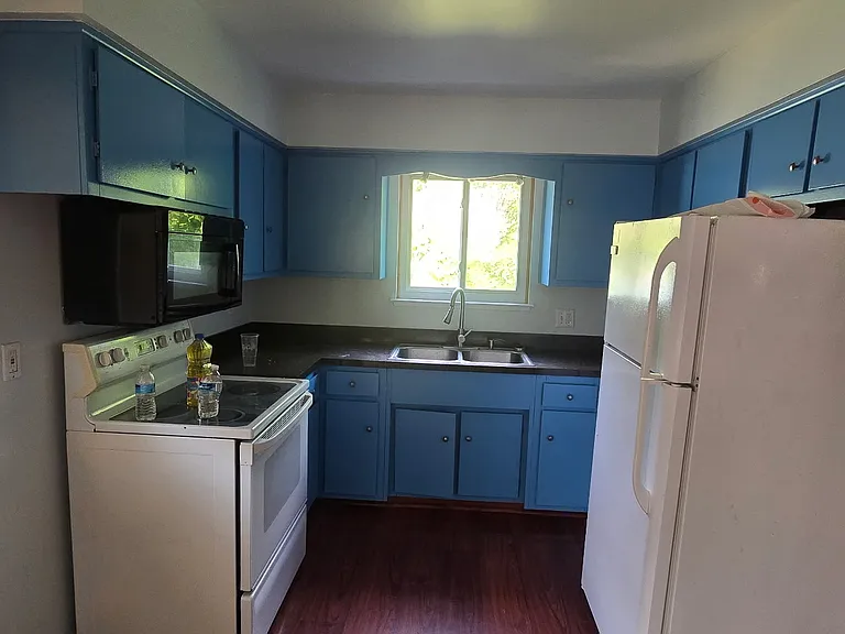 6824 Fellrath St — Photo 3