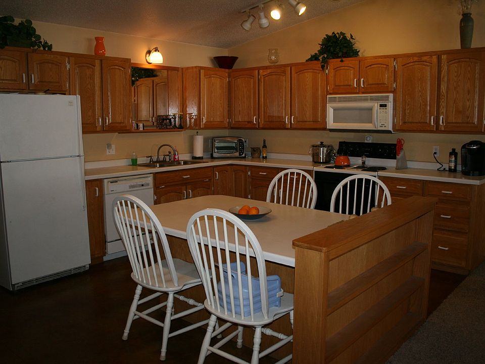 1st image of 30273 Oakland Dr