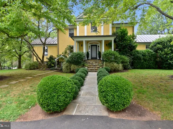 2532 Atoka Rd, Marshall, VA 20115