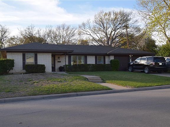 2nd image of 5620 Colusa Dr