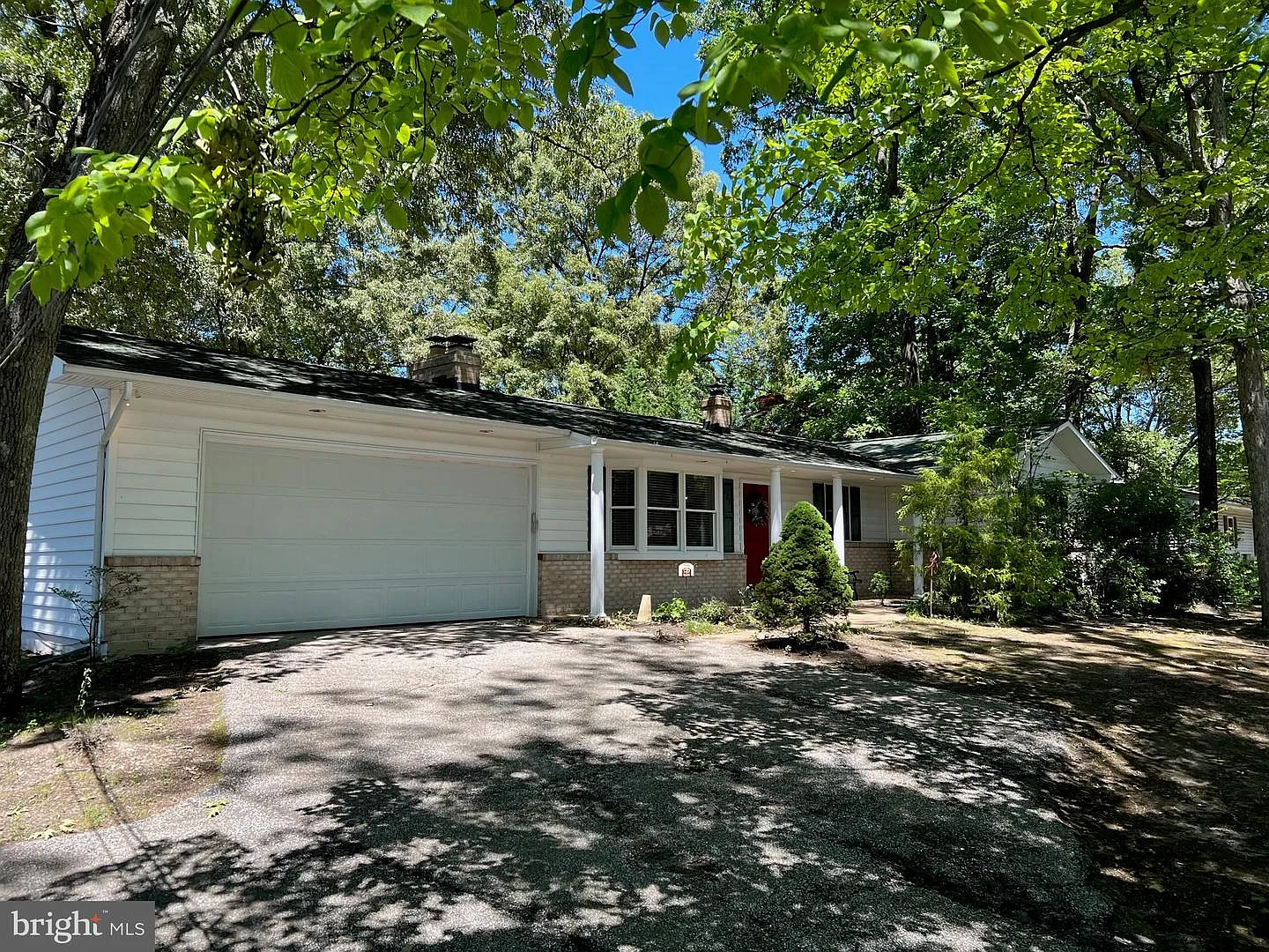 320 Dogwood Rd photo 1