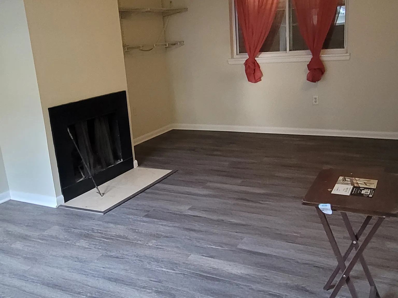 3 bed, 960 sqft, $2,600 — Photo 2