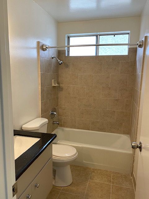 Hallway Common Bathroom