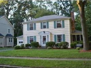 64 Hartwick St, Springfield, MA 01108