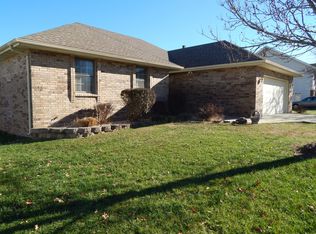 908 N 14th Ave, Ozark, MO 65721