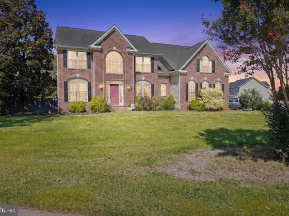 105 Red Tail Dr, Dover, DE 19904