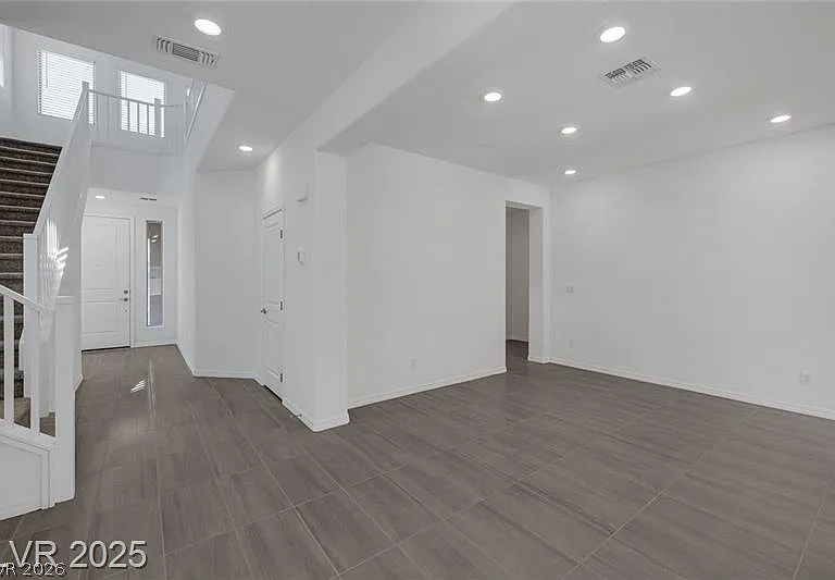 6533 Twin Brooks Ave — Photo 5