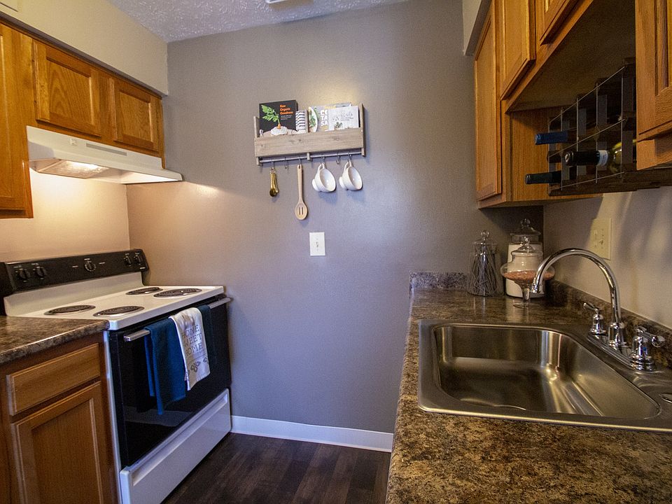 1st image of 2551 Spindlehill Dr #2508-2