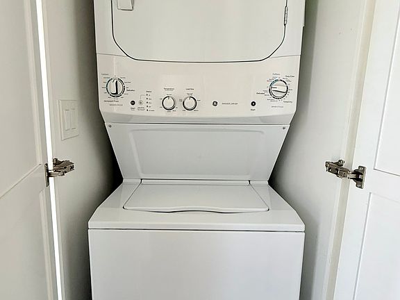 5th image of 7501 Quimby Ave