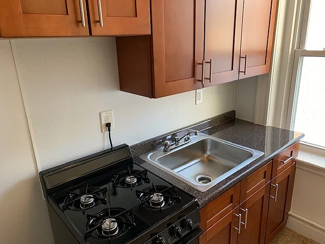 Studio, 1.0 bath, $1,950 — Photo 4