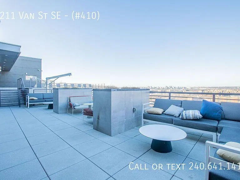 1211 Van St SE #410 — Photo 9