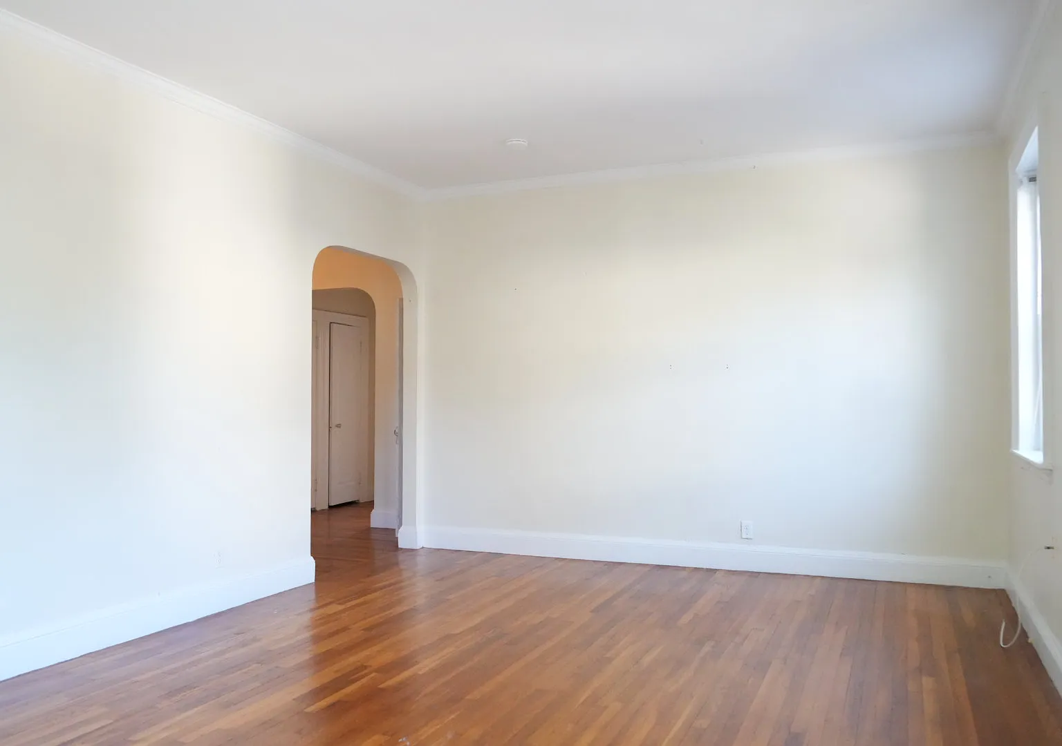 1 bed, $2,365 — Photo 2