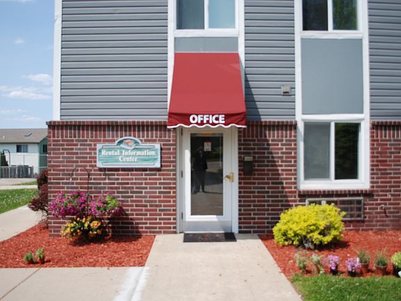 2nd image of 510 Madison St APT 205