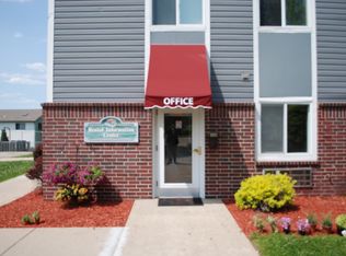 402 Madison St APT 203, Marshall, WI 53559
