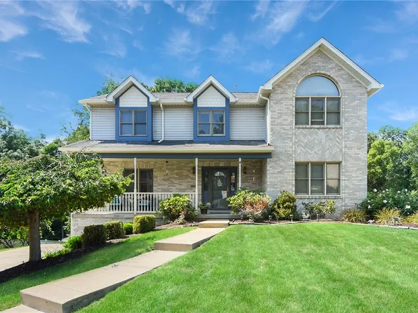 1069 Redoak Dr, Harrison City, PA 15636