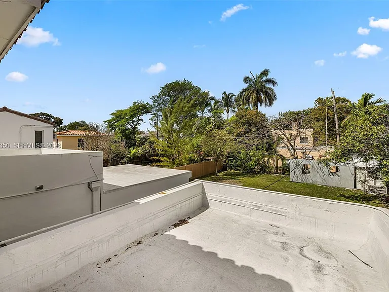 3420 Sheridan Ave — Photo 31