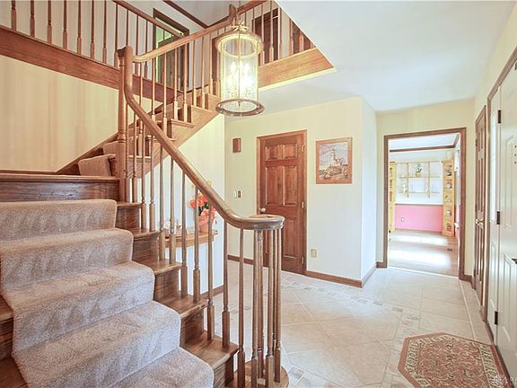 4th image of 3720 Westwind Dr