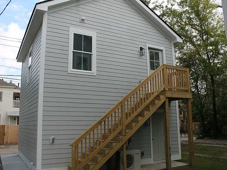 824 E Anderson St #B — Photo 3