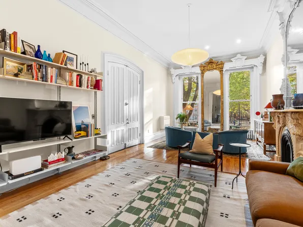 277 Adelphi Street image 2 of 31