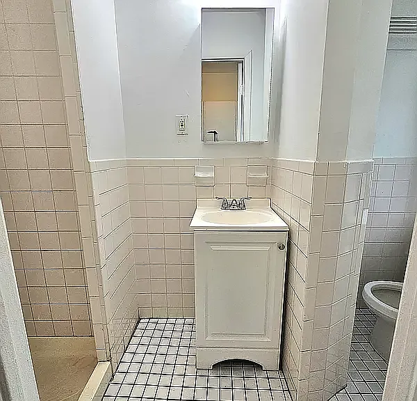 218 Thompson St #31 — Photo 7