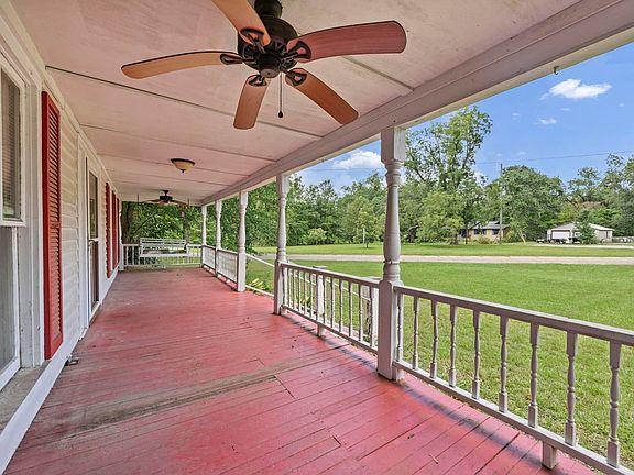 4th image of 107 Jones Bridge Rd