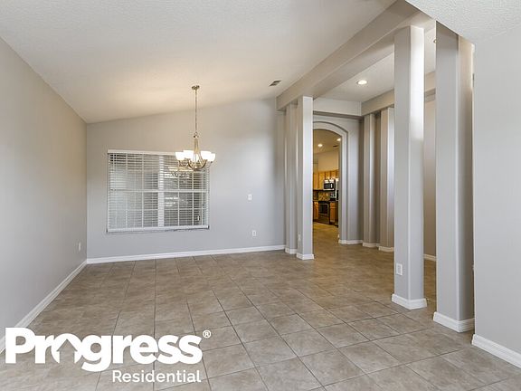 3rd image of 16537 Golden Eagle Blvd