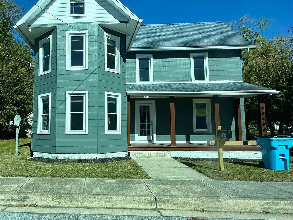 305 E Elizabeth St