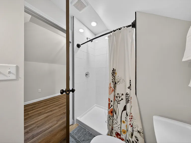 3605 Cambridge Ave — Photo 48